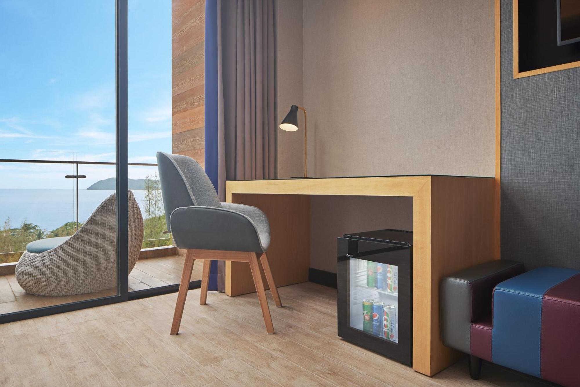 Aloft Langkawi Pantai Tengah Pantai Cenang  Exterior foto