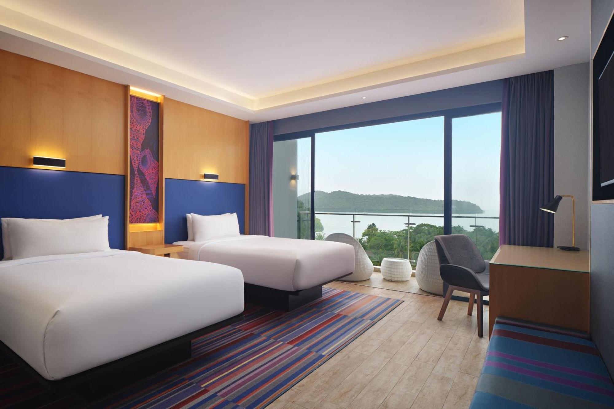 Aloft Langkawi Pantai Tengah Pantai Cenang  Exterior foto